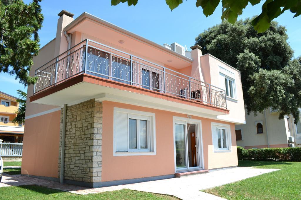 Apartments Lungomare Umag Eksteriør bilde